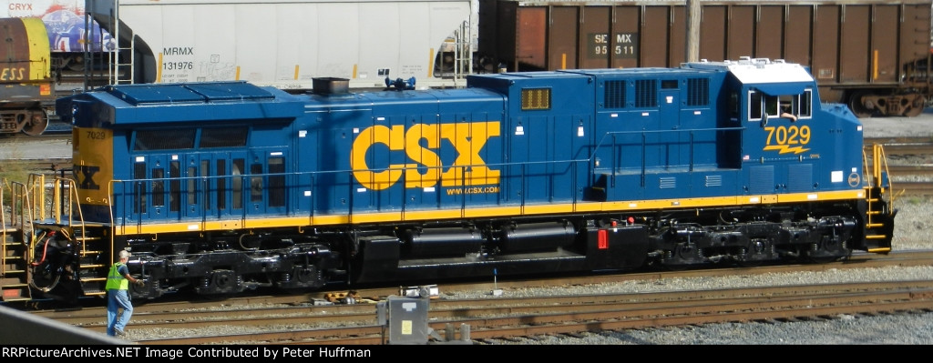 CSX 7029